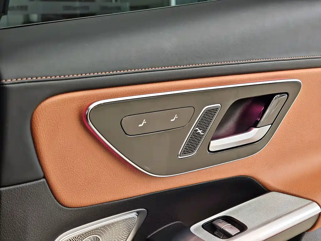 Mercedes-Benz GLC 2023 — фото 13
