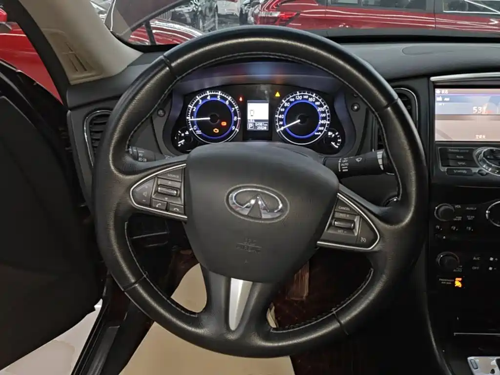Infiniti QX50 2017