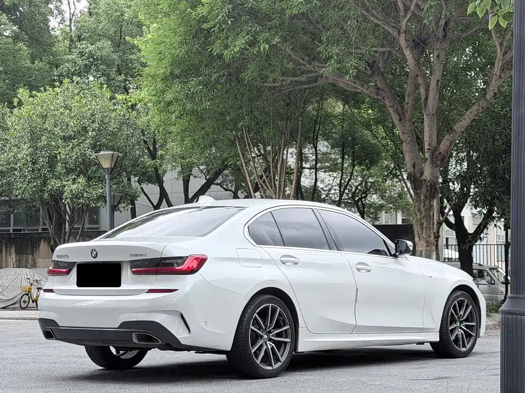 BMW 3 Series 2020 — фото 15