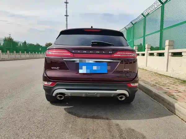 Lincoln MKC 2019
