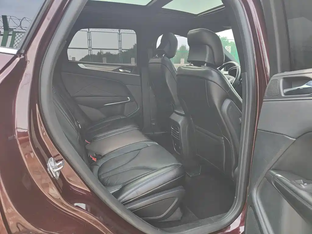 Lincoln MKC 2019 — фото 13