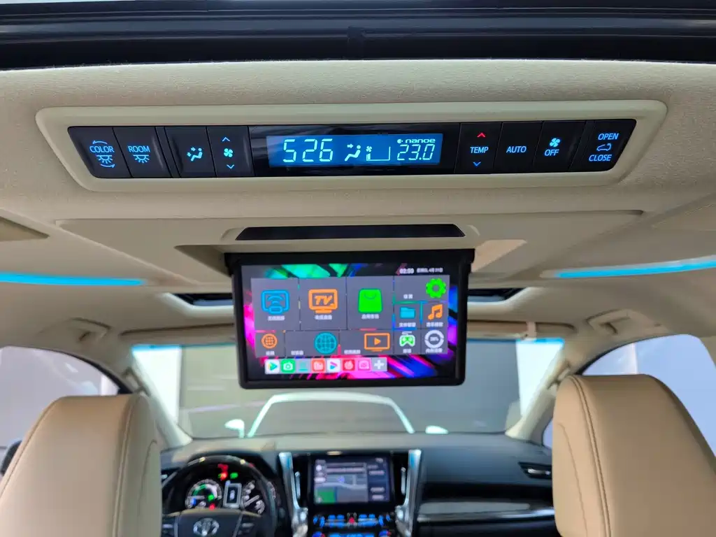 Toyota Vellfire 2022 — фото 23