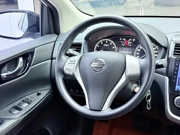 Nissan Tiida 2020
