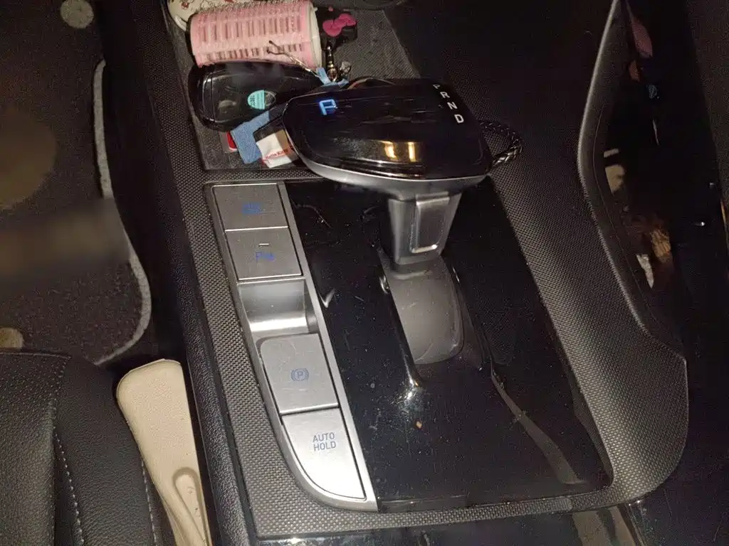 Hyundai Elantra 2024