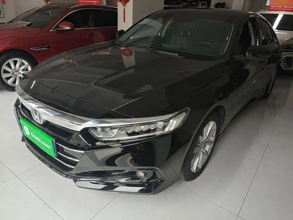 Honda Accord 2022 — фото 1