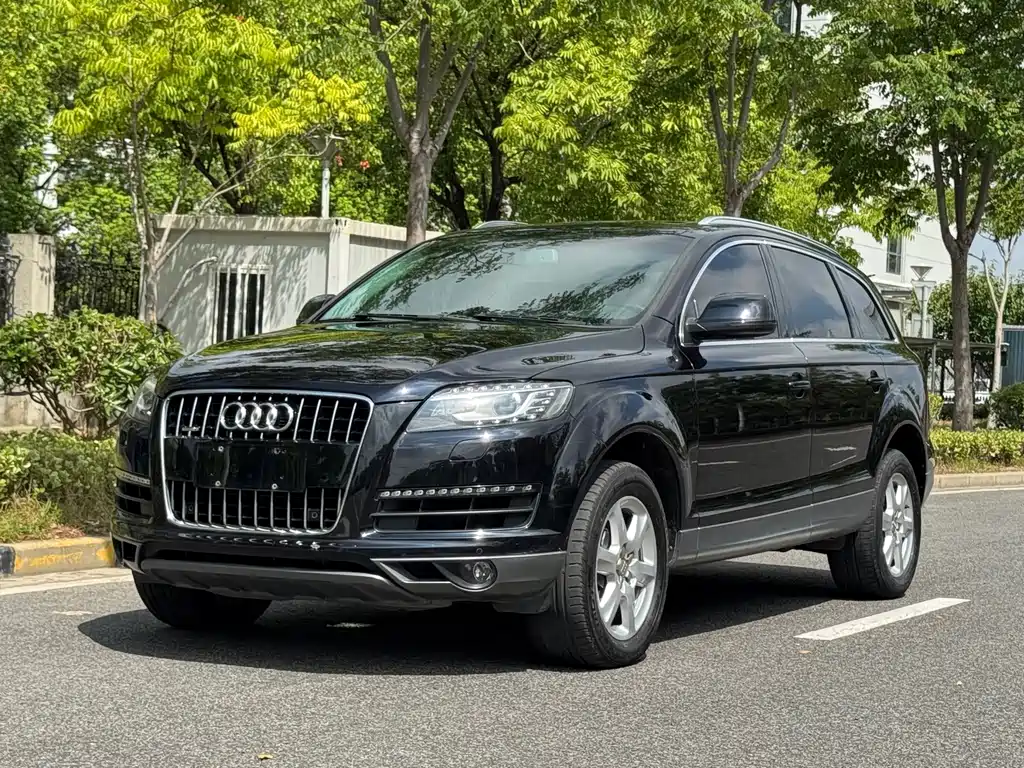 Audi Q7 2015 — фото 1