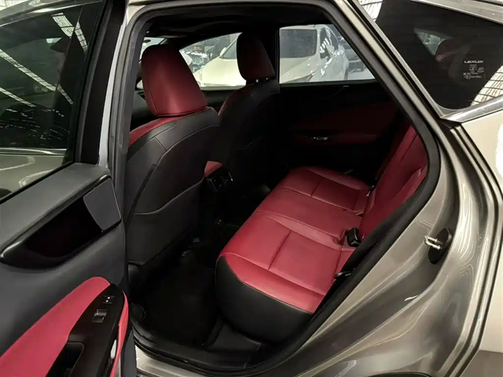 Lexus NX 2023 — фото 15