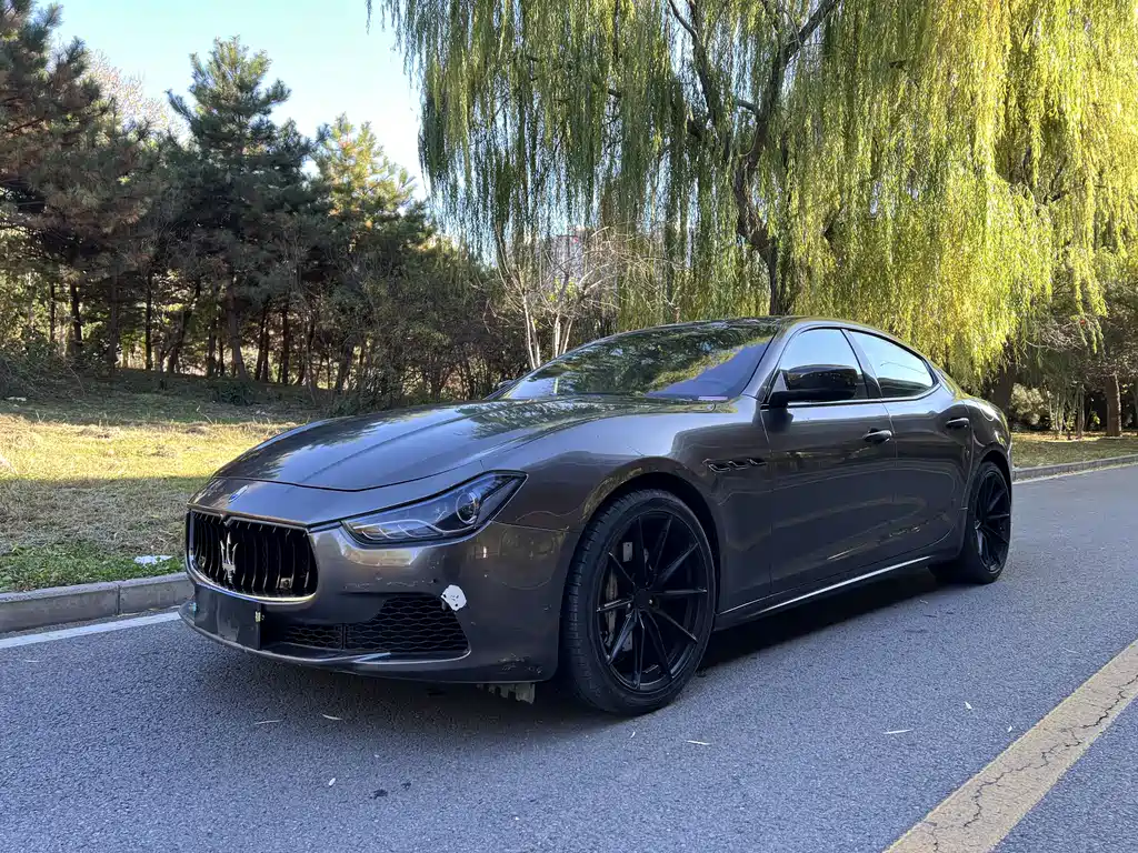Maserati Ghibli 2015 — фото 1
