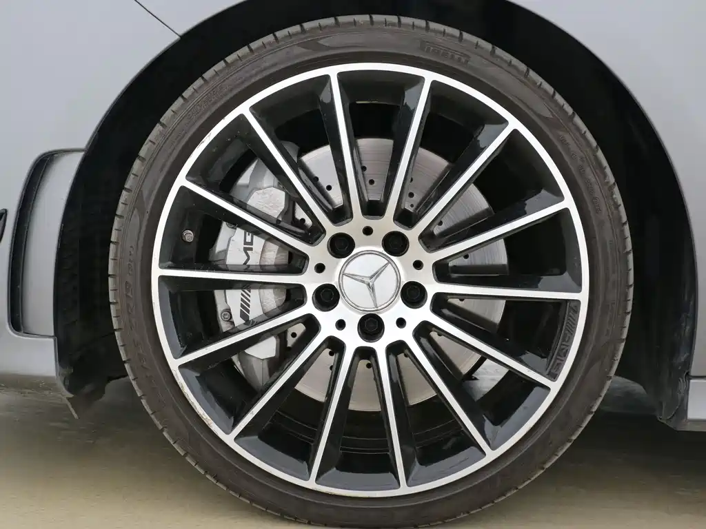 Mercedes-Benz A-Class AMG 2023 — фото 11