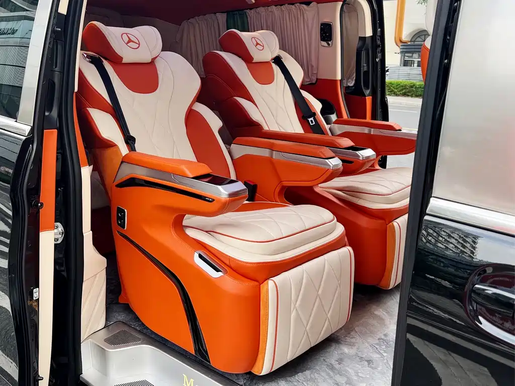 Mercedes-Benz Vito 2023 — фото 13