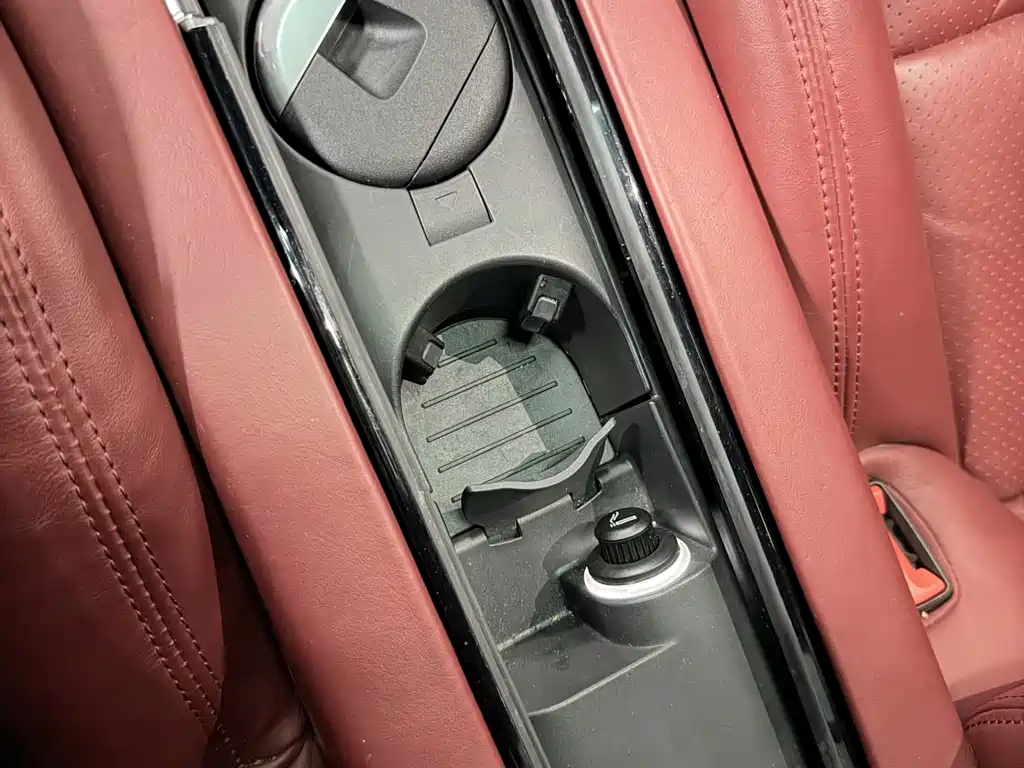 Porsche Panamera 2018 — фото 20