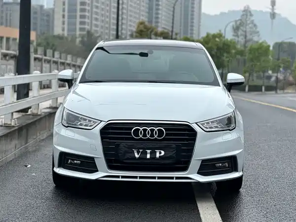 Audi A1 2016