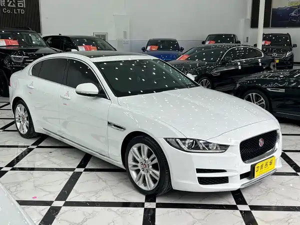 Jaguar XEL 2018