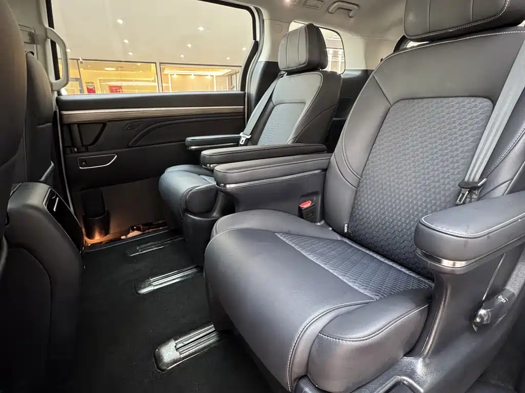 GAC Motor Trumpchi M8 2025 — фото 15
