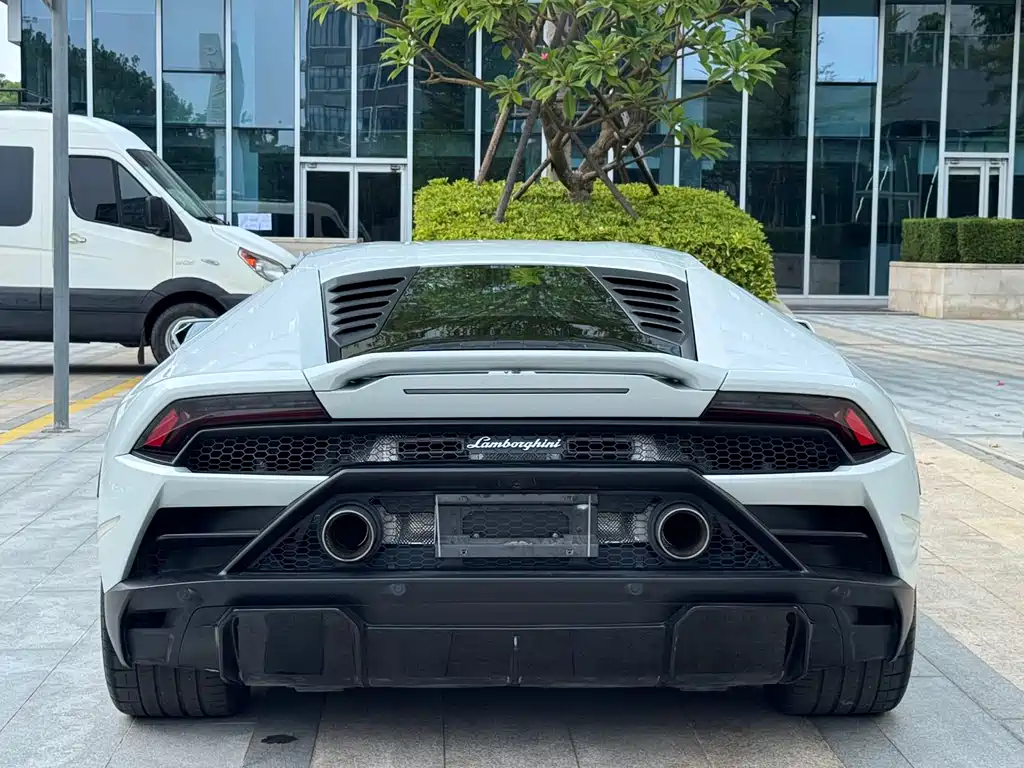 Lamborghini Huracan 2021 — фото 9