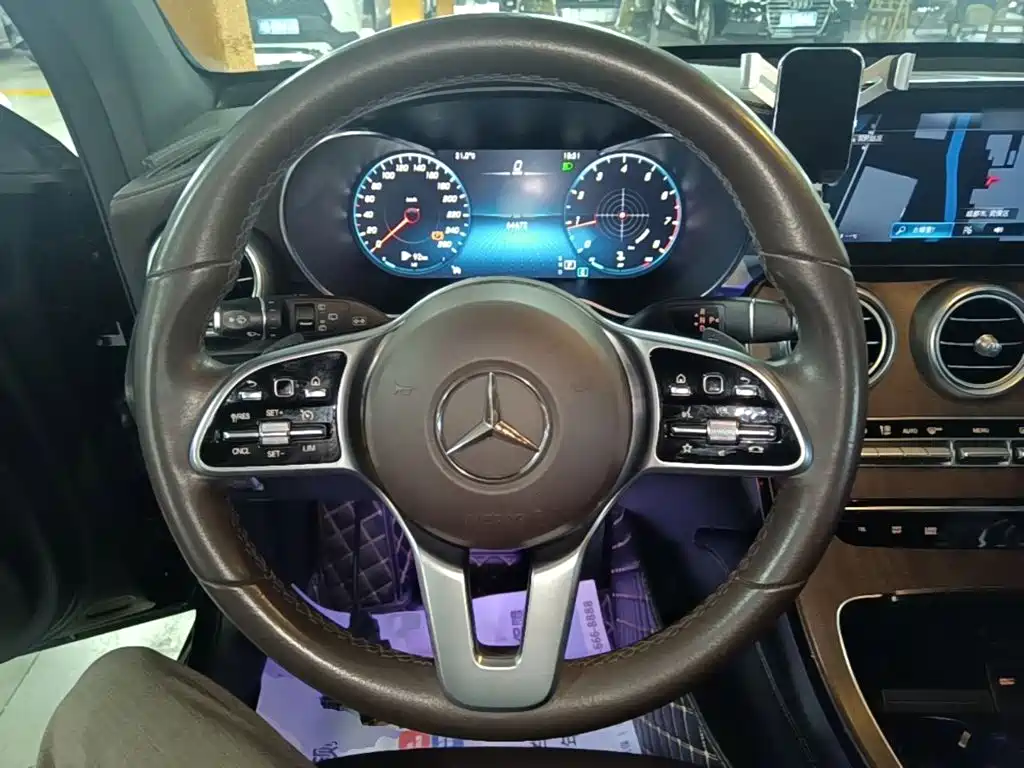 Mercedes-Benz GLC 2020 — фото 11