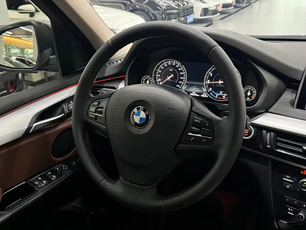 BMW X5 2018 — фото 13