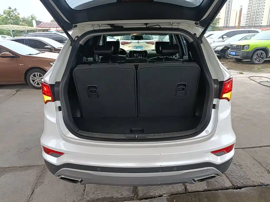 Hyundai Santa Fe 2016 — фото 19