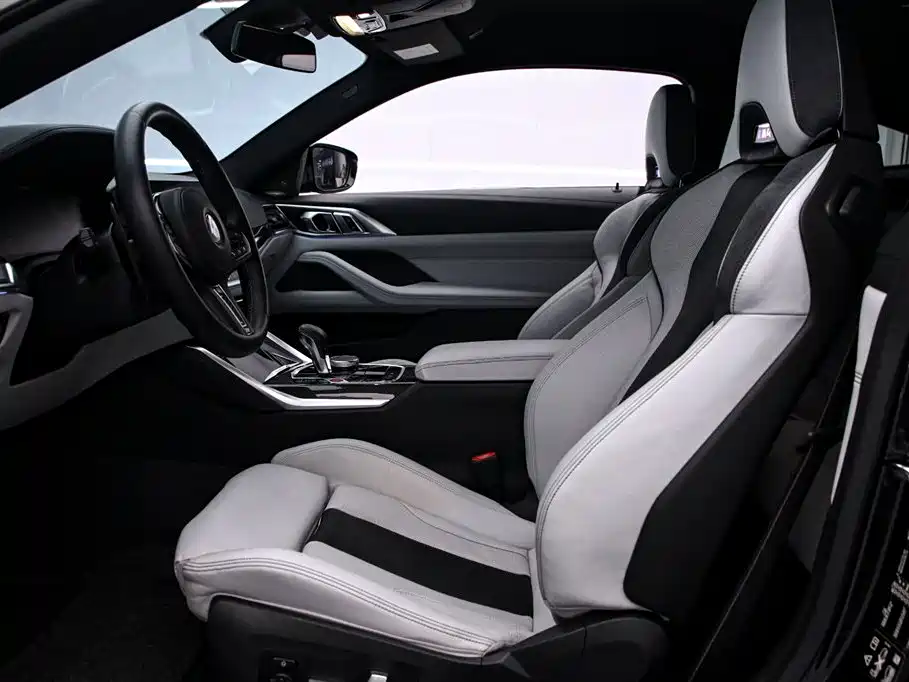 BMW M4 2023 — фото 11