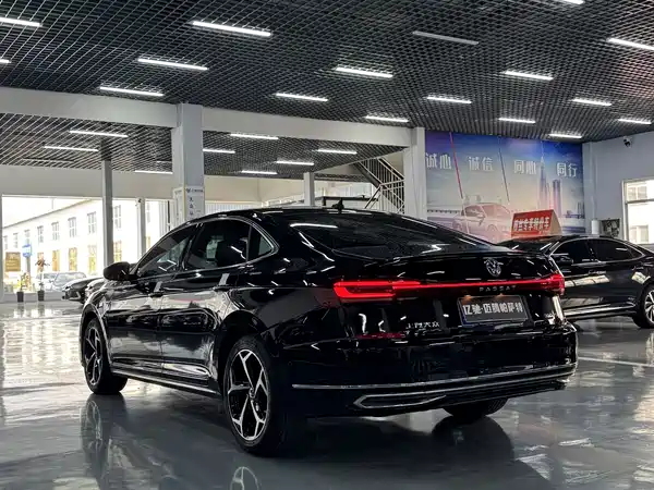 Volkswagen Passat 2022