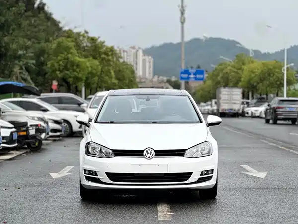 Volkswagen Golf 2016