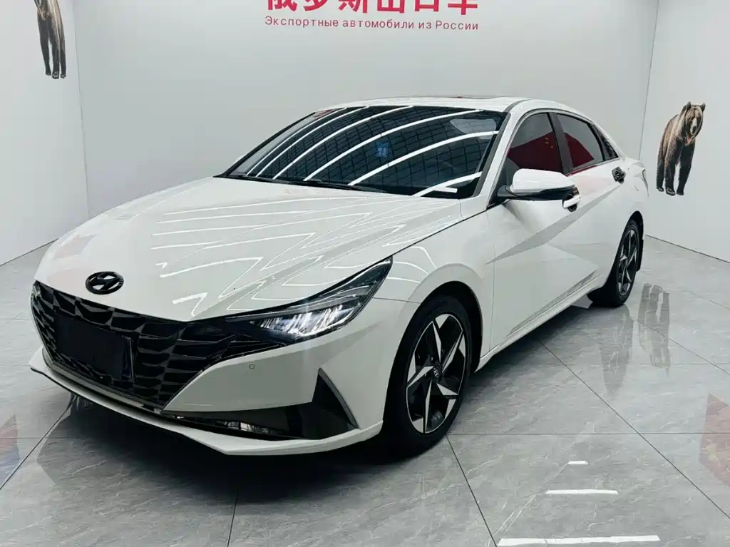 Hyundai Elantra 2023