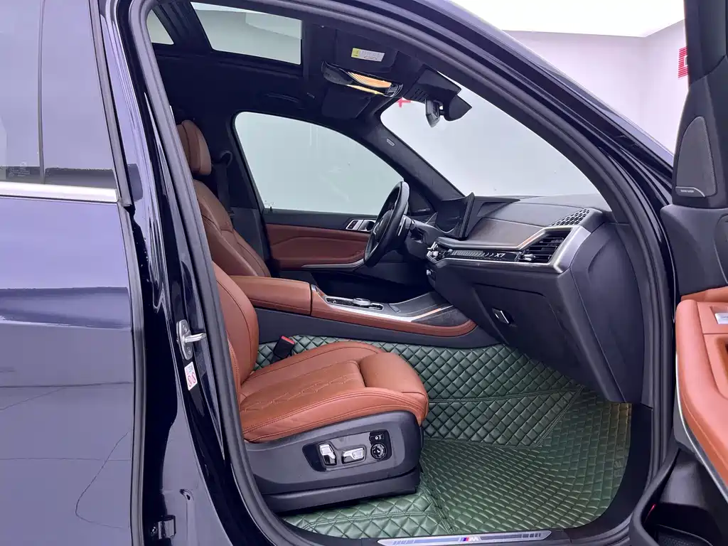 BMW X7 2023 — фото 12