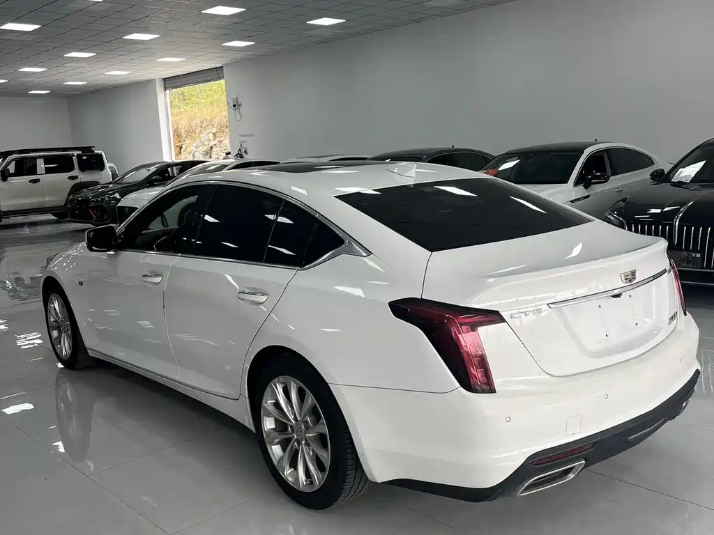 Cadillac CT5 2021 — фото 20