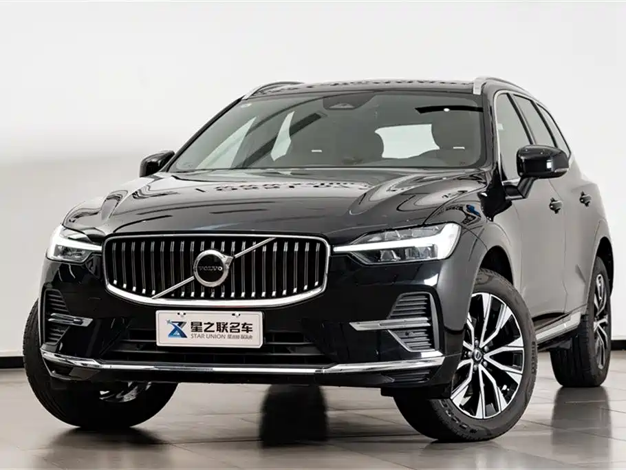 Volvo XC60 2025 — фото 2