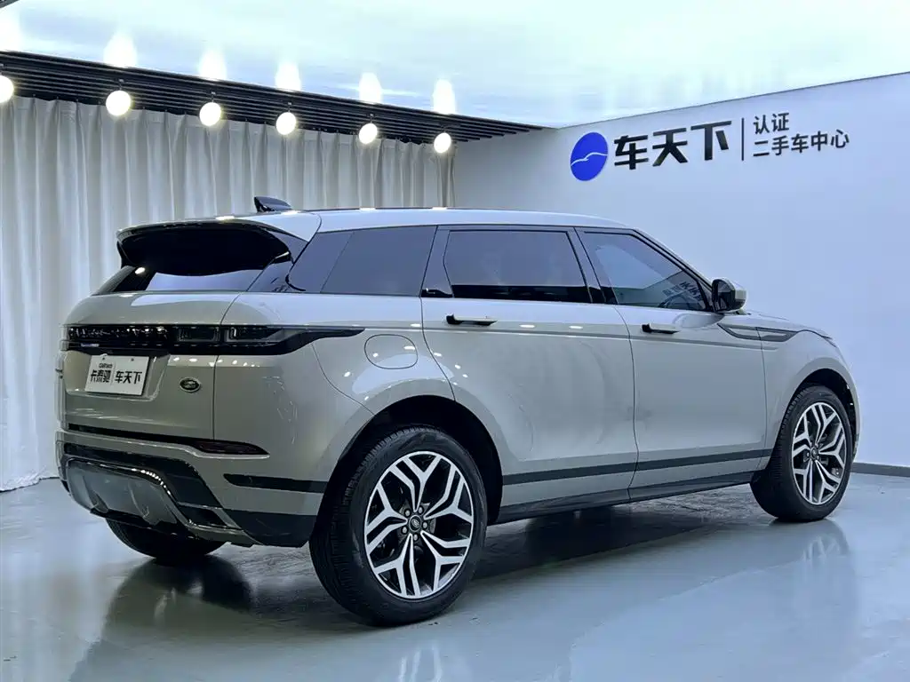 Land Rover Evoque 2024 — фото 4