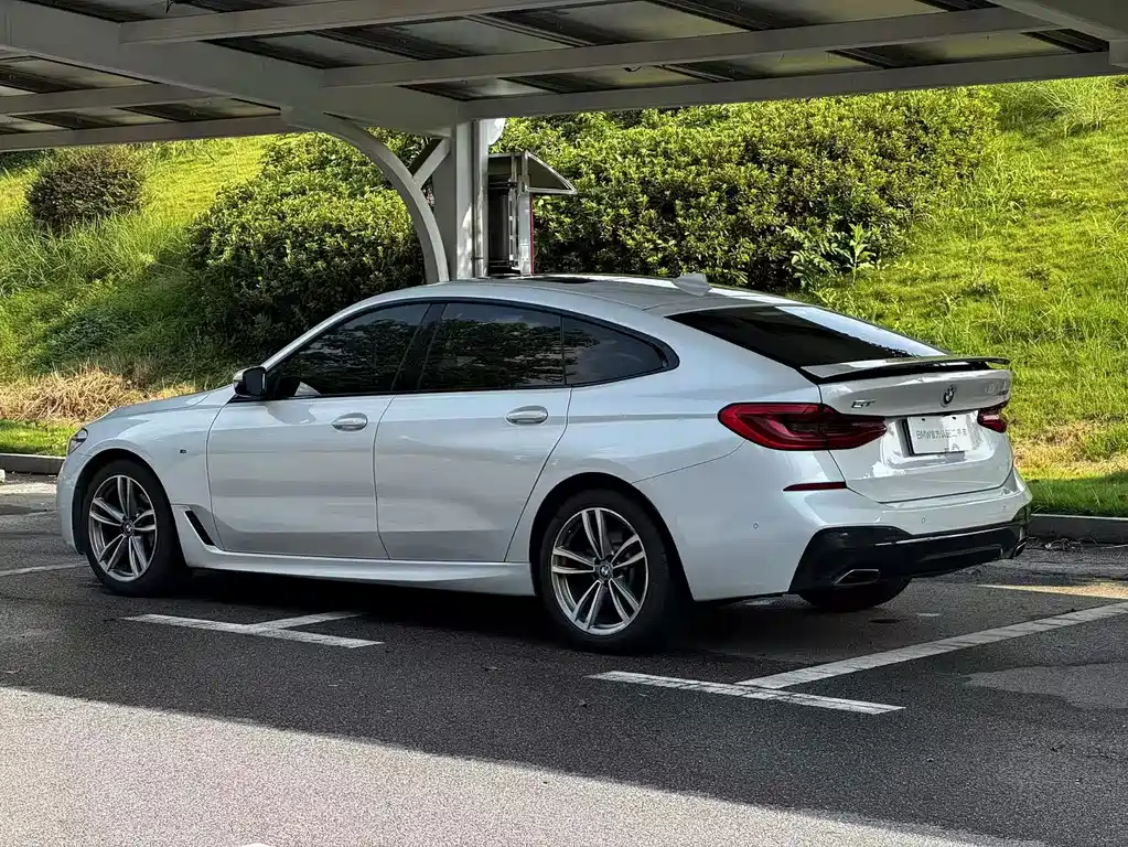 BMW 6 Series GT 2019 — фото 5