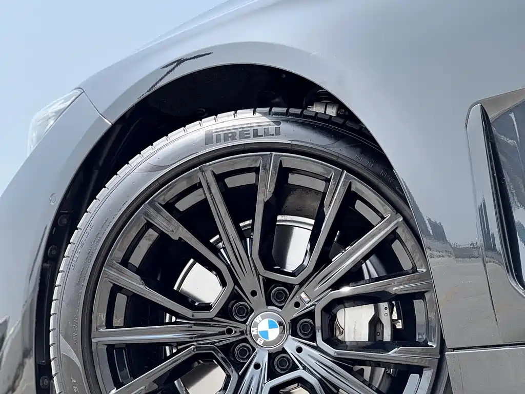 BMW 7 Series 2023 — фото 15