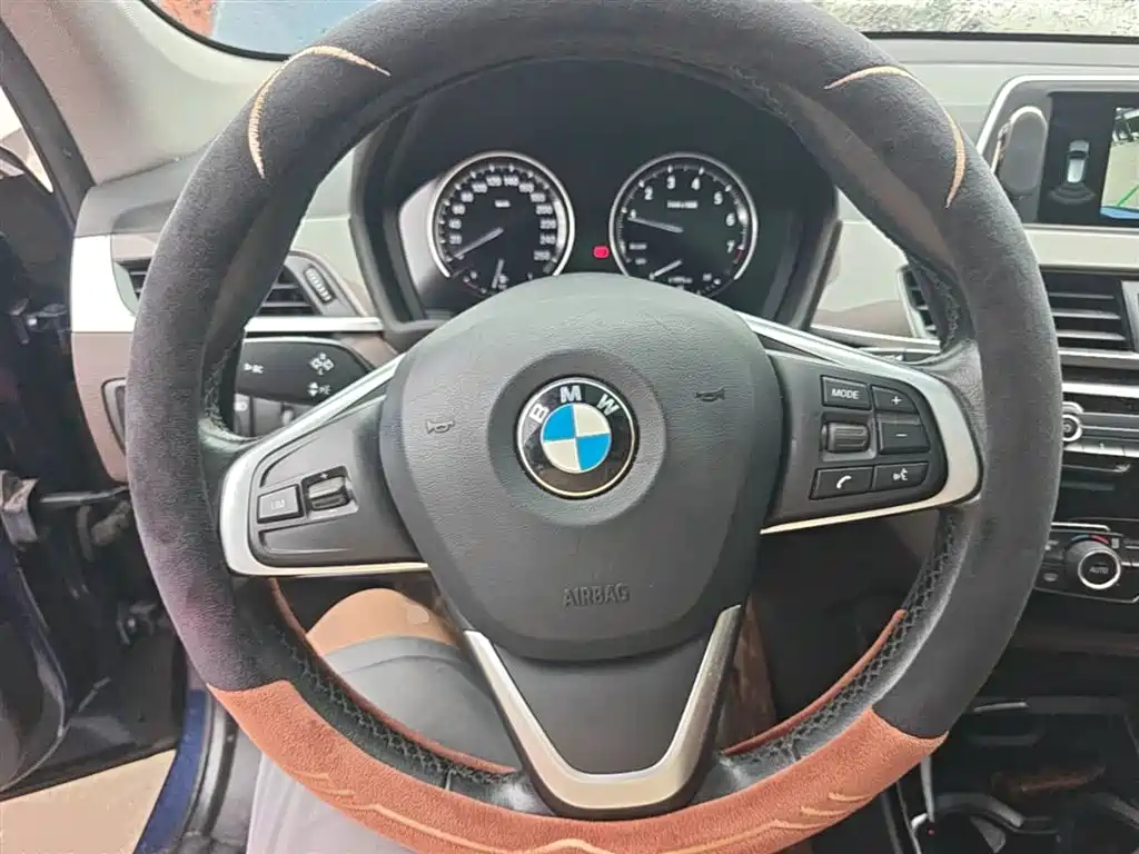 BMW X1 2018 — фото 11