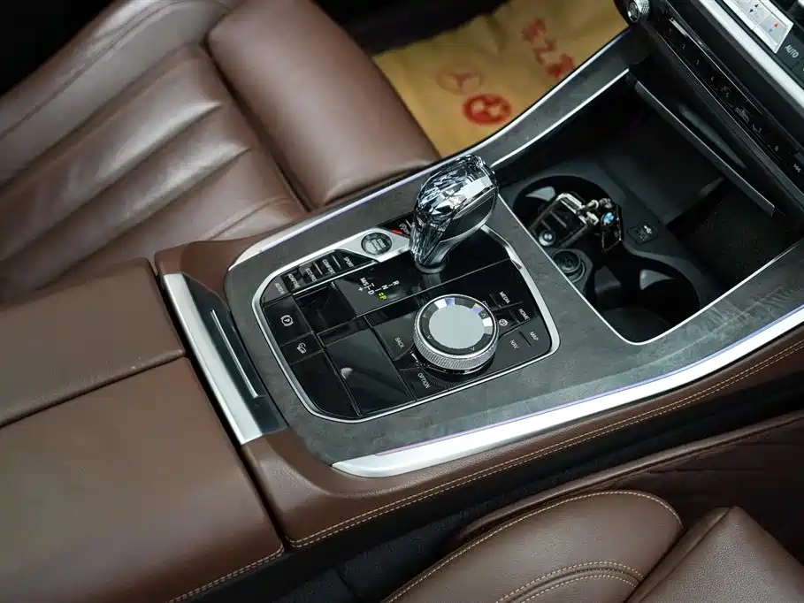 BMW X5 2019 — фото 10