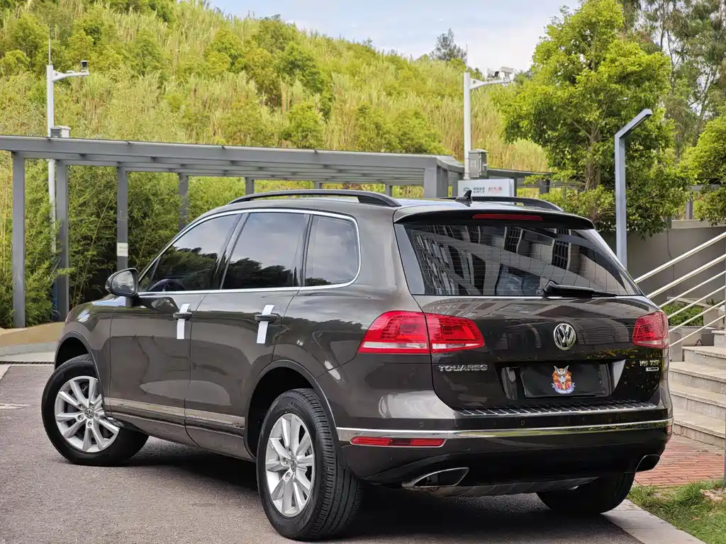 Volkswagen Touareg 2016 — фото 6