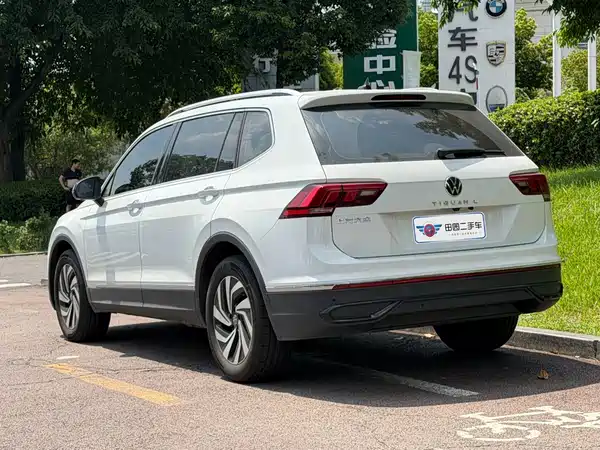 Volkswagen Tiguan L 2025