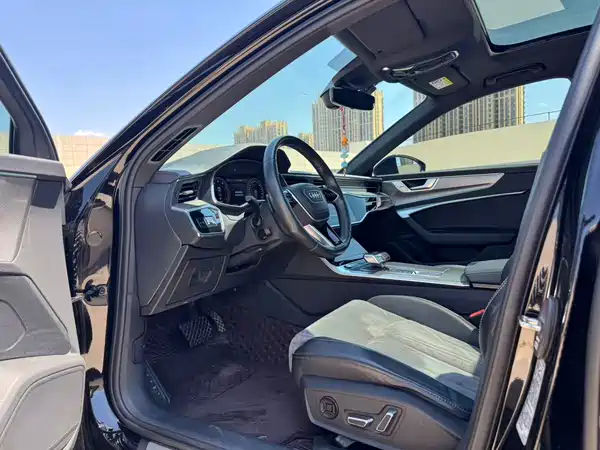 Audi A6L 2023
