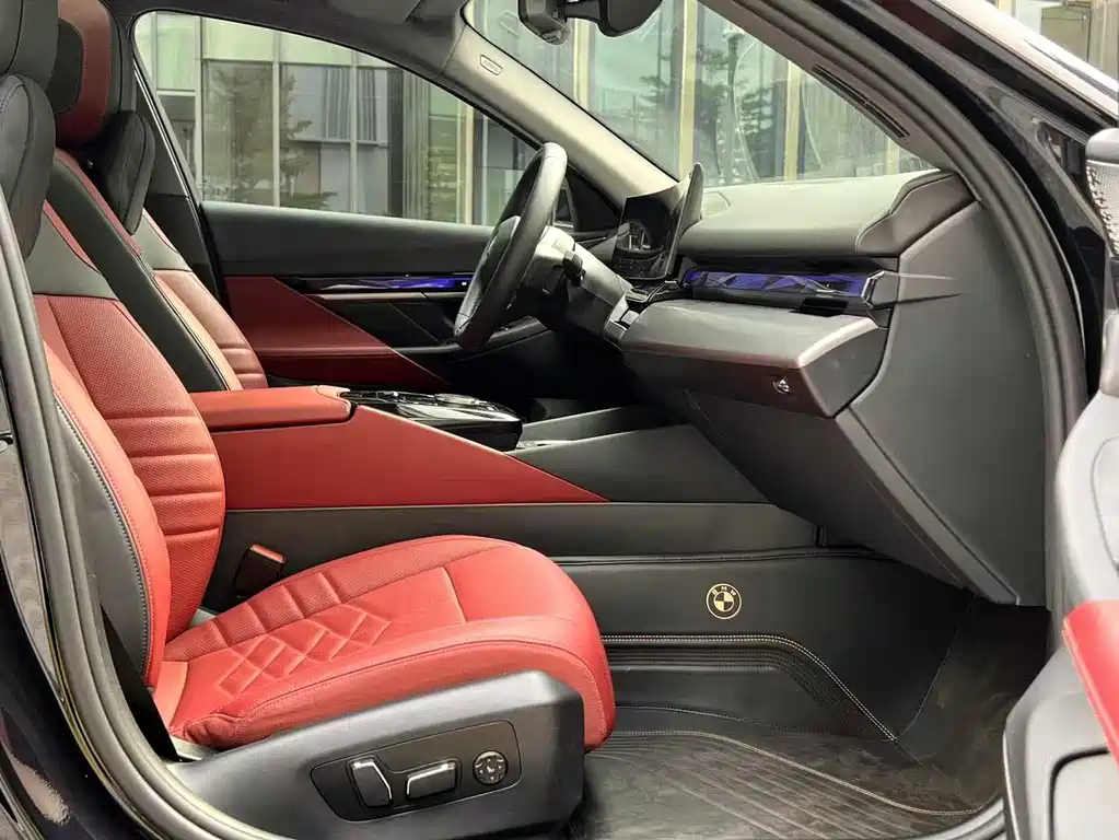 BMW i5 2025 — фото 10
