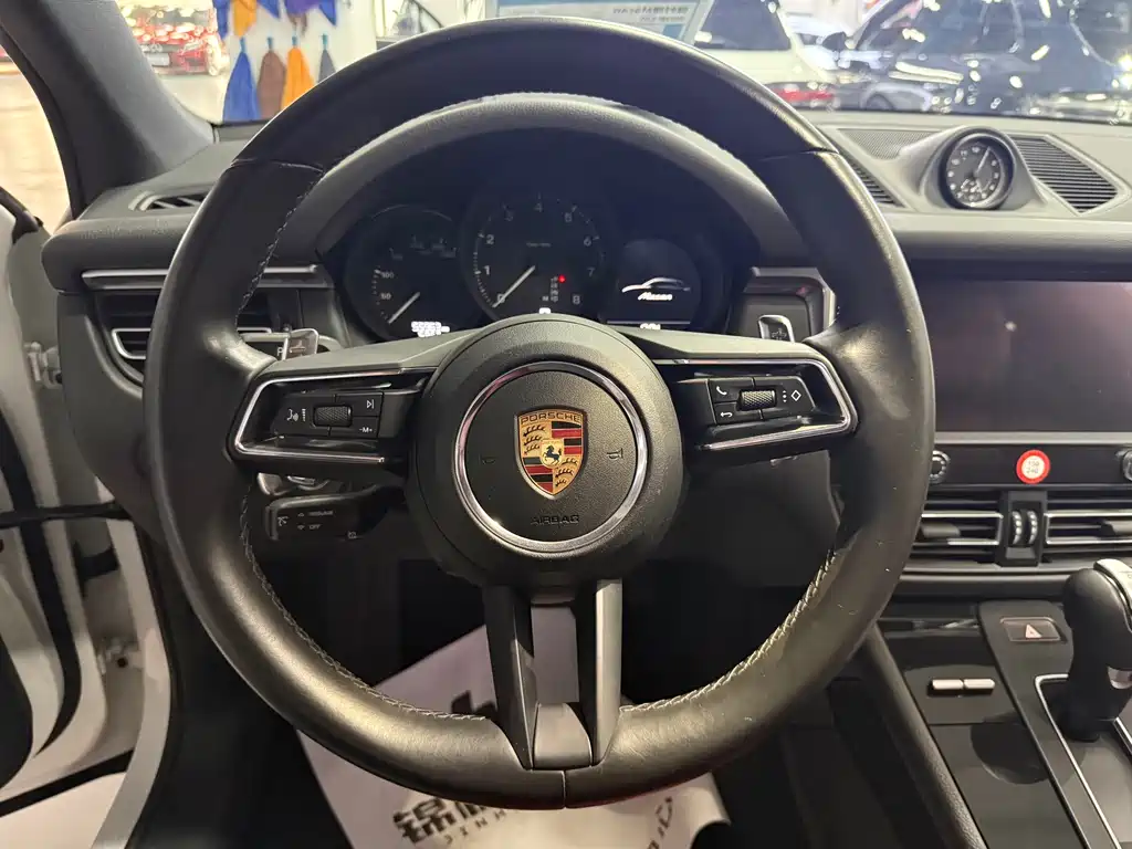 Porsche Macan 2022