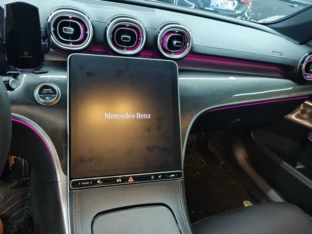 Mercedes-Benz C-Class 2024