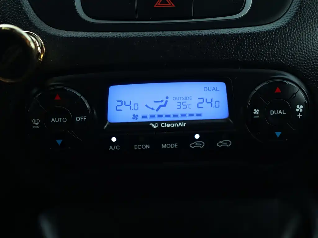 Hyundai ix35 2015 — фото 15