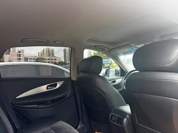 Infiniti QX50 2016