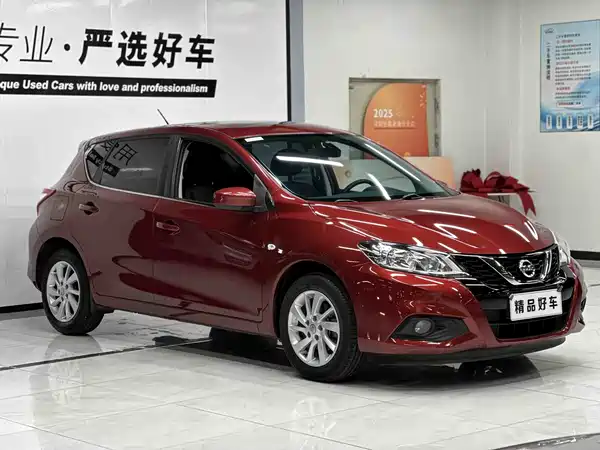Nissan Tiida 2016