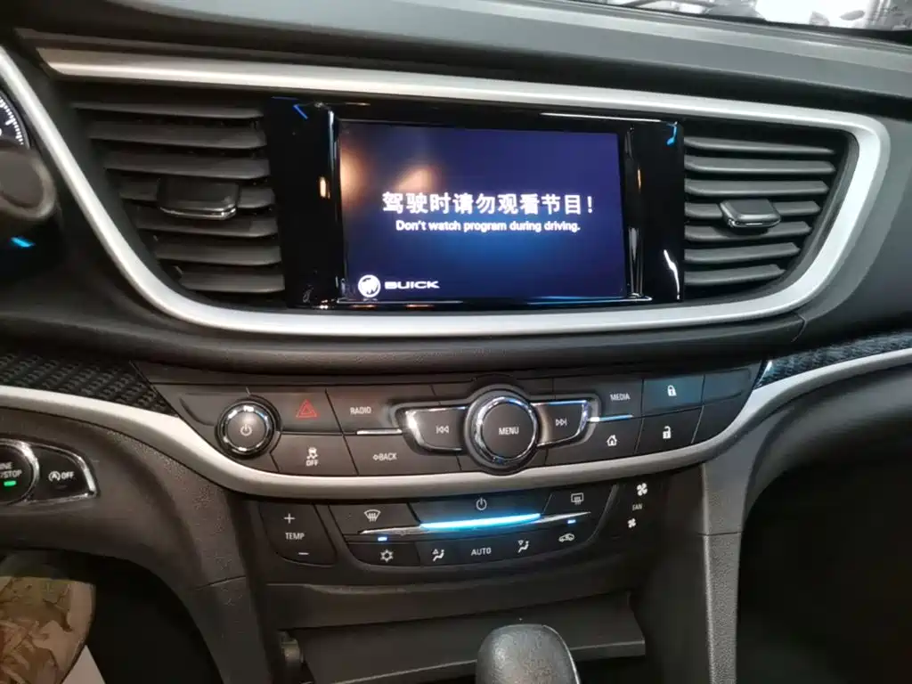 Buick Excelle GT 2015 — фото 13