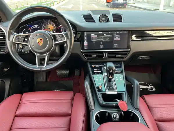 Porsche Cayenne 2019