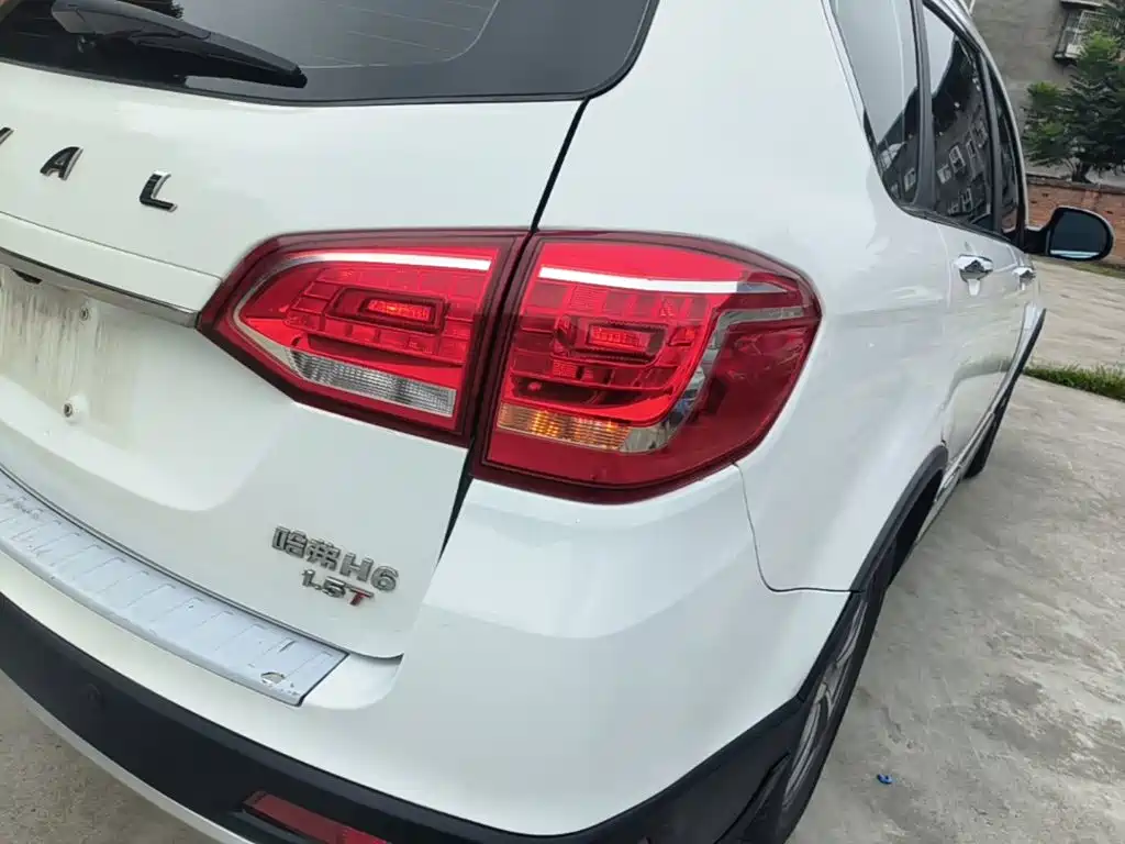 Haval H6 2015 — фото 8