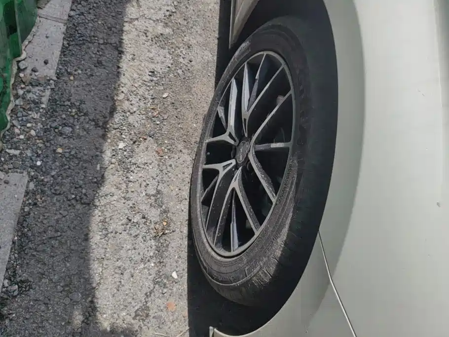 BYD Seal 07 DM-i 2024 — фото 6