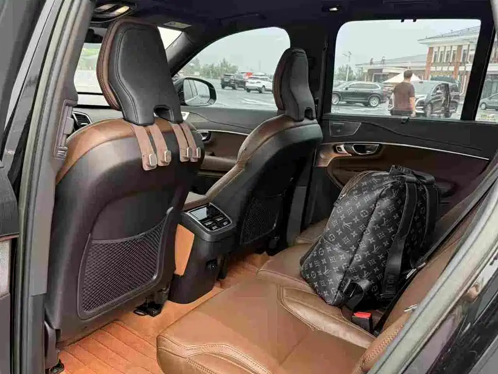Volvo XC90 2023