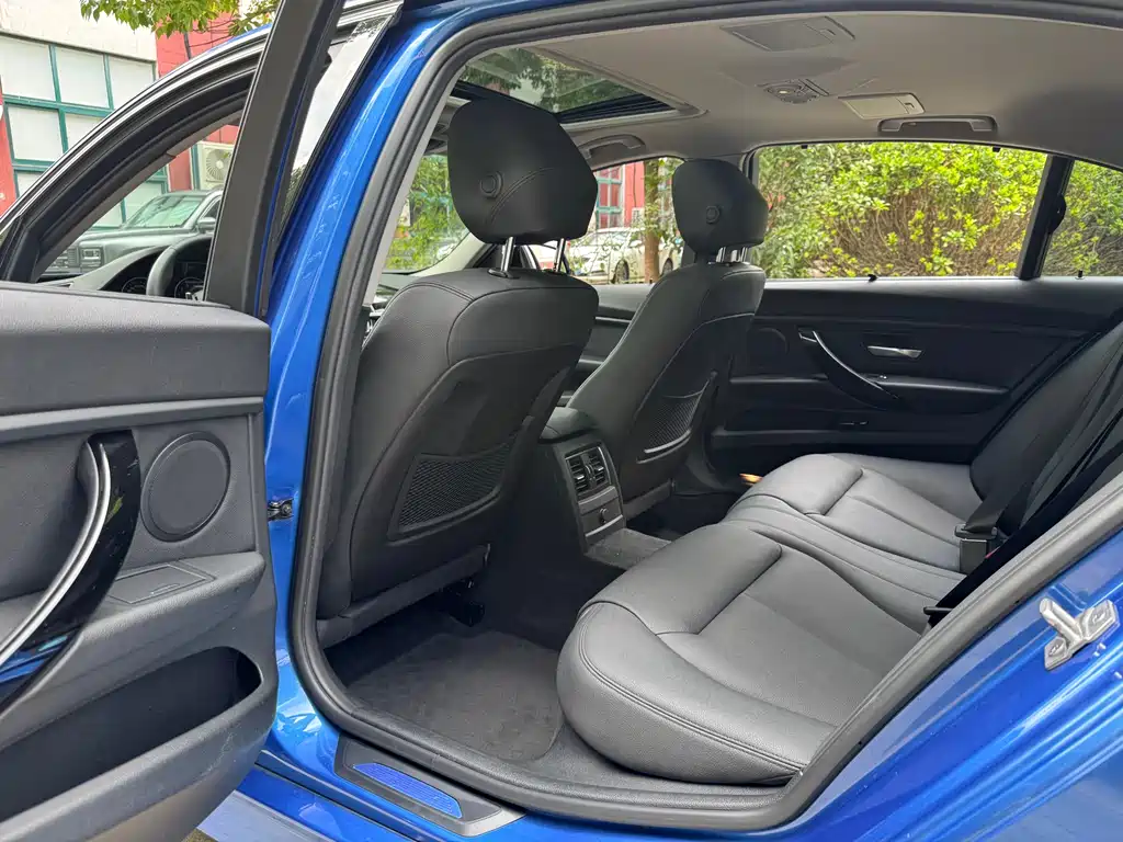 BMW 3 Series 2016