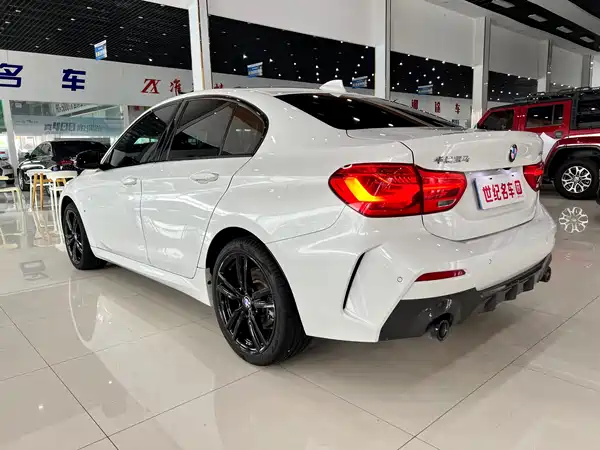 BMW 1 Series 2022
